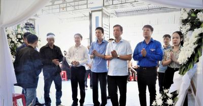 Kịp thời sẻ chia mất mát với các gia đình trong vụ lật thuyền khiến 4 người tử vong
