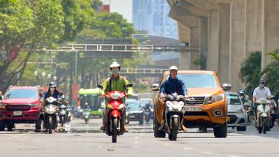 Thời tiết 3/6: Hà Nội tiếp tục nắng nóng gay gắt