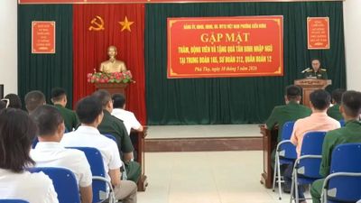 Phường Kiến Hưng chăm lo, động viên tân binh nhập ngũ
