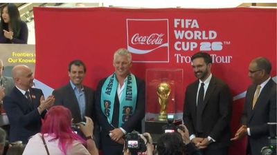 Chiếc Cup World Cup được ra mắt ở New York