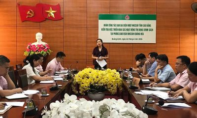 Ban Đại diện Hội đồng quản trị NHCSXH tỉnh kiểm tra, giám sát hoạt động tín dụng tại Quảng Hòa