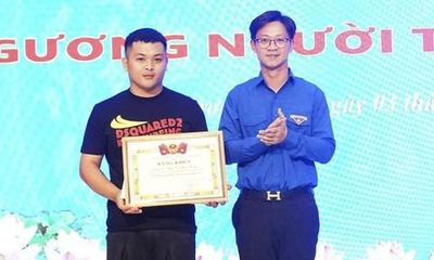 Thành đoàn TP.Hải Phòng: Khen thưởng thanh niên dũng cảm khống chế đối tượng cầm dao tấn công phụ nữ