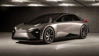 Lexus hủy dự án sedan điện mới trước ngày sản xuất