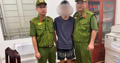 Hà Nội: Tạm giữ quái xế 18 tuổi cùng xe máy trong vụ mang hung khí gây rối tại phường Phú Diễn