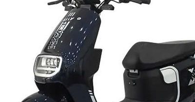 Lái thử xe máy điện giá 16,5 triệu đồng bán ở Việt Nam thiết kế trẻ trung, tiện ích thực dụng, rẻ hơn cả Vision, Wave Alpha cực hợp đi trong đô thị