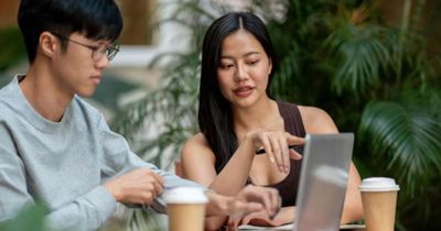 Đến tuổi trung niên mới nhận ra: 3 điều tưởng đơn giản nhưng thay đổi cả cuộc đời