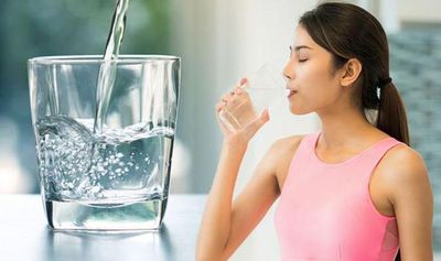 Lợi ích tuyệt vời của việc uống đủ nước đối với sức khỏe