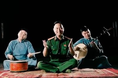 Clip tuyên truyền của công an Hà Nội gây bão mạng