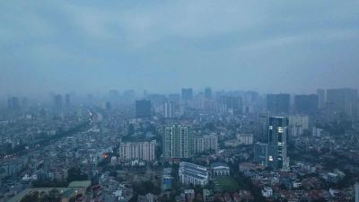 Cảnh báo đỏ ở bầu trời đô thị