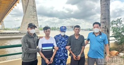 Bắt 5 đối tượng mua bán, tàng trữ trái phép chất ma túy