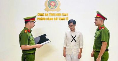 Khởi tố thanh niên bán hàng giả nhãn hiệu giày thể thao 'Bull Sneaker'