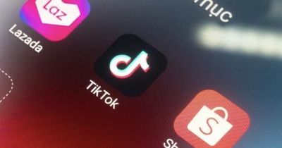 Nhiều nhà bán hàng lo sợ bị khóa livestream vì 'nổ' tốt nhất, xịn nhất