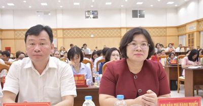Đổi mới sinh hoạt chi bộ gắn với mô hình chính quyền địa phương 2 cấp