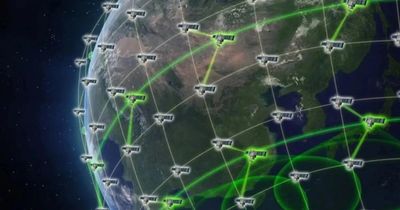 SpaceX giúp Mỹ giám sát mọi máy bay từ không gian