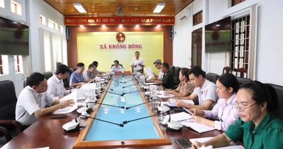 Khi chính quyền cấp xã trở thành 'điểm tựa' cho mùa thi