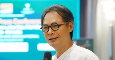 'Anh Hùng' của Thái Hòa cạnh tranh phim 700 tỷ đồng của đạo diễn Đặng Thái Huyền