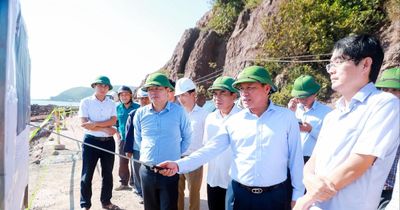 Phó Chủ tịch UBND tỉnh Nghệ An Hoàng Phú Hiền kiểm tra tiến độ thi công, giải ngân vốn 9 dự án giao thông