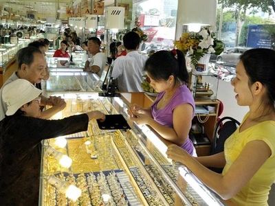 Giá vàng giảm phiên thứ 4 liên tiếp, giao dịch quanh mức 156,5 triệu đồng