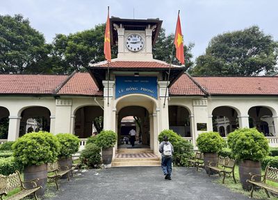 TP Hồ Chí Minh tuyển bổ sung học sinh vào lớp 11 chuyên