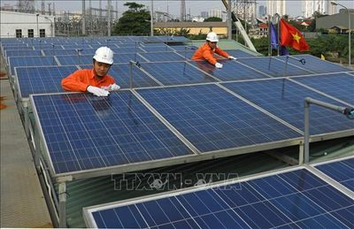 Trường hợp nào được miễn giấy phép xây dựng khi lắp đặt điện mặt trời áp mái?