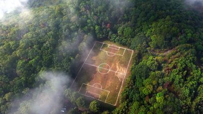 Khám phá 'sân bóng của các vị thần' nằm giữa miệng núi lửa ở Mexico