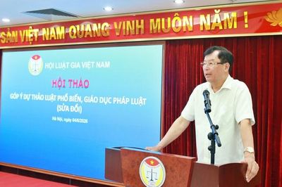 Đổi mới tư duy phổ biến pháp luật: Giáo dục pháp luật phải đi trước