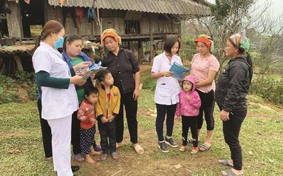 Mức hỗ trợ với nhân viên y tế thôn, tổ dân phố được điều chỉnh từ 15/7, không phải ai cũng biết