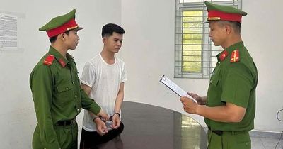Bắt quản lý kiêm thu ngân chiếm đoạt gần 900 triệu đồng của quán ăn