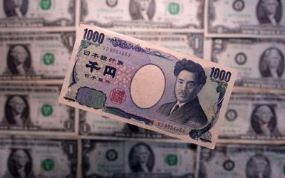 Đồng USD duy trì gần đỉnh 2 tháng khi xung đột Vùng Vịnh leo thang