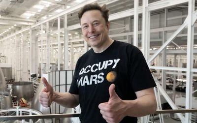 Giá trị tài sản ròng của Elon Musk sắp vượt mốc 1.000 tỷ USD