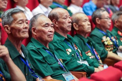 Trình Chủ tịch nước tặng quà cho hơn 1,5 triệu người có công dịp 27/7