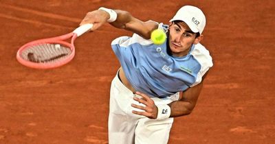 Matteo Arnaldi lần đầu vào bán kết Roland Garros sau cú sốc chấn thương của Berrettini