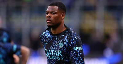 Real Madrid kích hoạt giải phóng Denzel Dumfries; MU tạm dừng gia hạn Bruno Fernandes