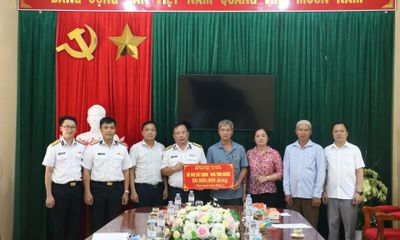 Khảo sát và trao kinh phí hỗ trợ xây dựng nhà tình nghĩa cho gia đình chính sách tại xã Thiện Thuật