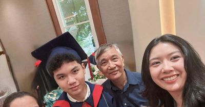 Thúy Ngân và Á hậu Thúy Vân rạng rỡ chúc mừng em trai tốt nghiệp cấp 3
