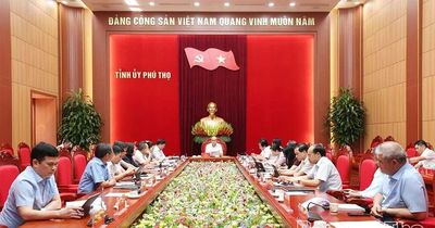 Ban Thường vụ Tỉnh ủy xem xét, cho ý kiến một số nội dung quan trọng