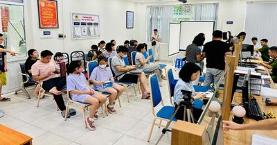 Tăng tốc cấp VNeID, bảo vệ trẻ trên không gian mạng