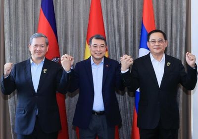 Thủ tướng Lào và Campuchia sẽ thăm chính thức Việt Nam
