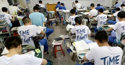 Phía sau những kỳ thi tốt nghiệp THPT căng thẳng nhất châu Á