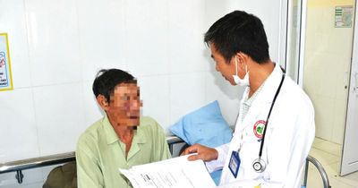 Nhiều người bị ngộ độc khi ăn nấm hái trong rừng thông Đà Lạt