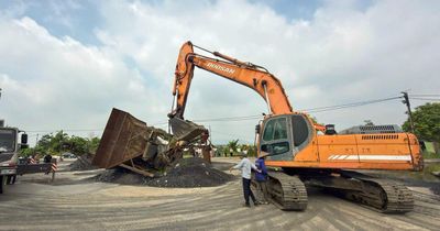 Cưỡng chế, xử lý 6 bến vật liệu xây dựng không phép ven sông