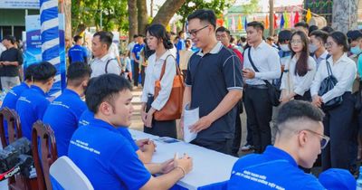 Người hưởng bảo hiểm thất nghiệp tại TP Hồ Chí Minh giảm mạnh