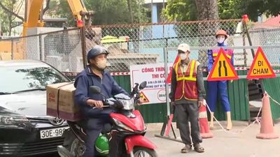 Đảm bảo ATGT hơn 70 vị trí rào chắn trên đường phố