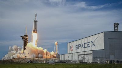 SpaceX chuẩn bị IPO với định giá kỷ lục 1,75 nghìn tỷ USD