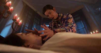 Vì sao hai bộ phim 'nổi đình nổi đám' lại phải rời rạp trong cảnh 'trắng tay'?