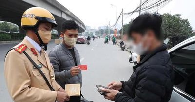 Đề xuất phạt tới 14 triệu đồng với xe không đăng ký kinh doanh nhưng chở khách thu tiền