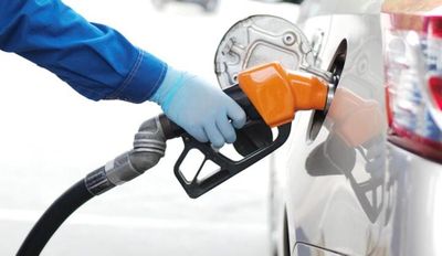 Giá xăng dầu tiếp tục giảm từ chiều nay, E10 cũng hạ hơn 1.300 đồng/lít