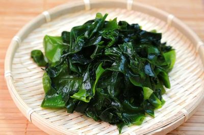 6 nhóm người cần thận trọng khi ăn rong biển