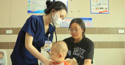 Mùa hè cảnh giác tiêu chảy cấp do Rotavirus ở trẻ nhỏ