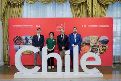 Cá hồi, anh đào và rượu vang Chile đẩy mạnh vào Việt Nam